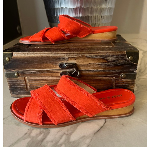 Violet & Red Primm Silver Wedge Sandals in Orange-Red - Picture 6 of 9